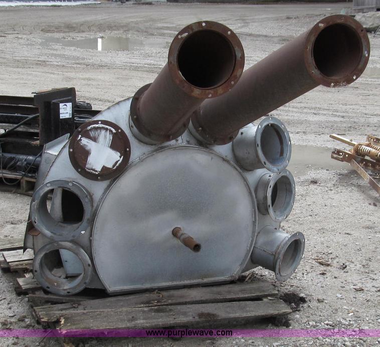 image for item E3878 Cremer eight hole flatback distributor