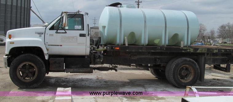 image for item E3879 1990 Chevrolet Kodiak 3500 HD water truck