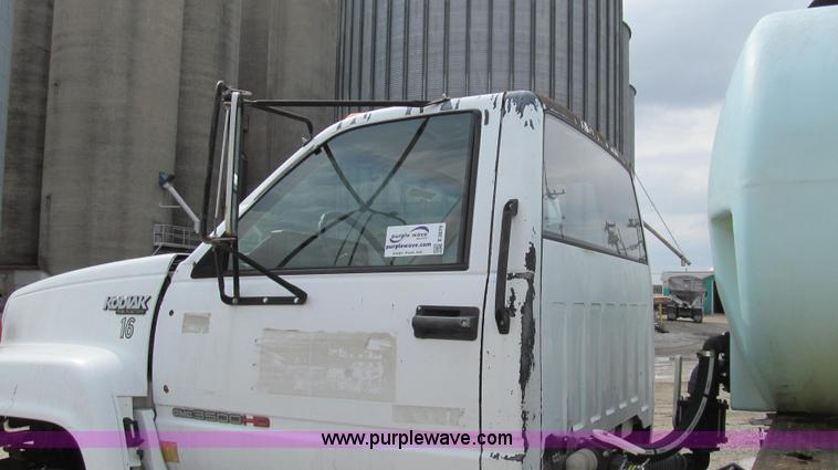 image for item E3879 1990 Chevrolet Kodiak 3500 HD water truck