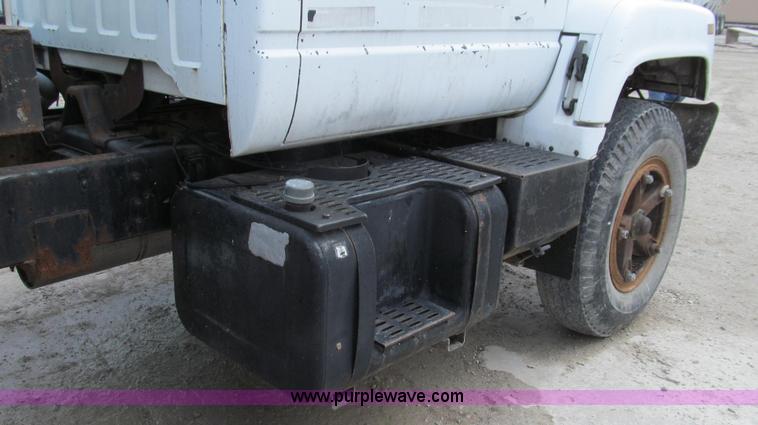image for item E3879 1990 Chevrolet Kodiak 3500 HD water truck