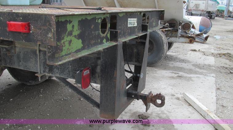 image for item E3879 1990 Chevrolet Kodiak 3500 HD water truck