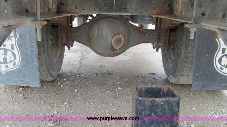 image for item E3879 1990 Chevrolet Kodiak 3500 HD water truck