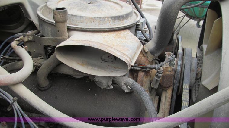 image for item E3879 1990 Chevrolet Kodiak 3500 HD water truck