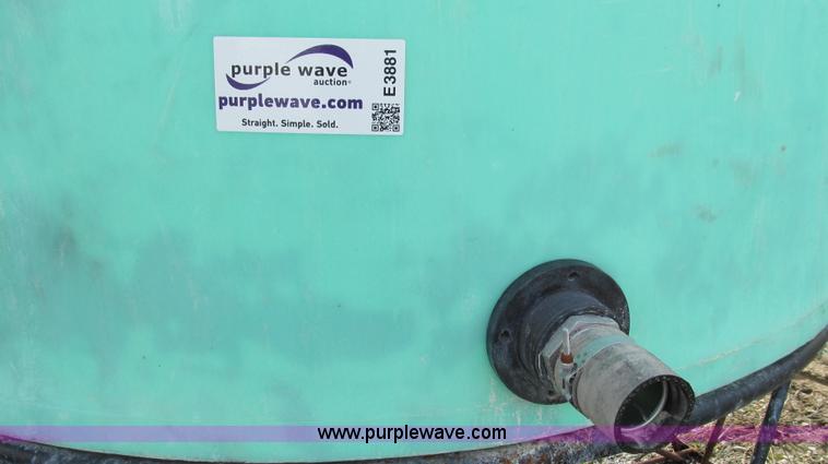 image for item E3881 Snyder 1,500 gallon poly tank