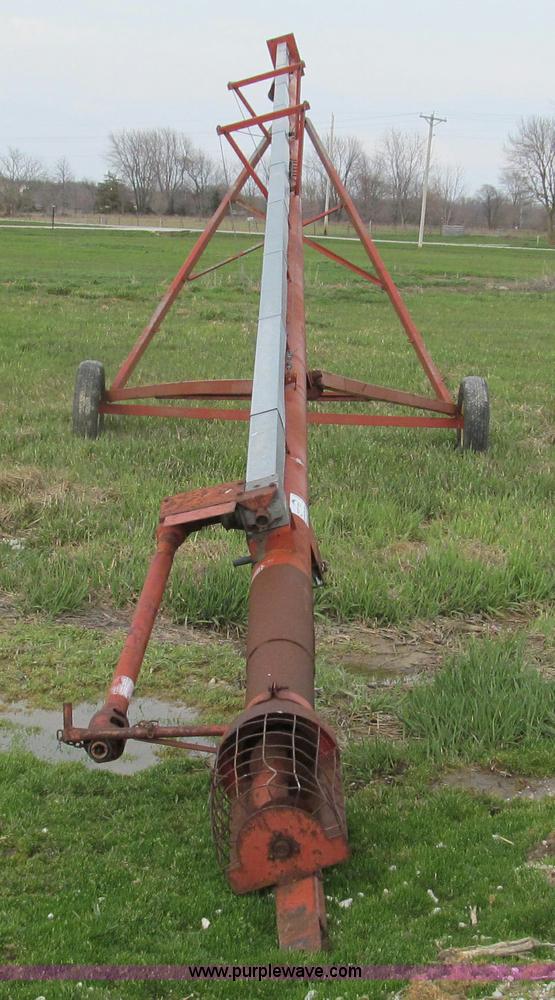 image for item E3882 Sudenga 55' portable 8" grain auger