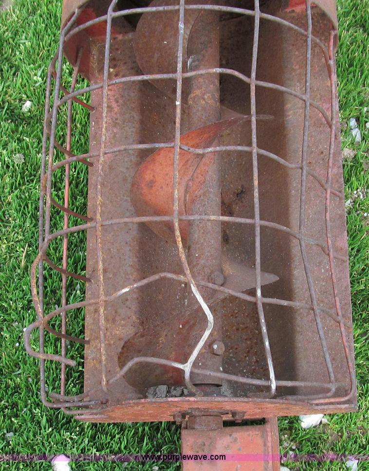 image for item E3882 Sudenga 55' portable 8" grain auger