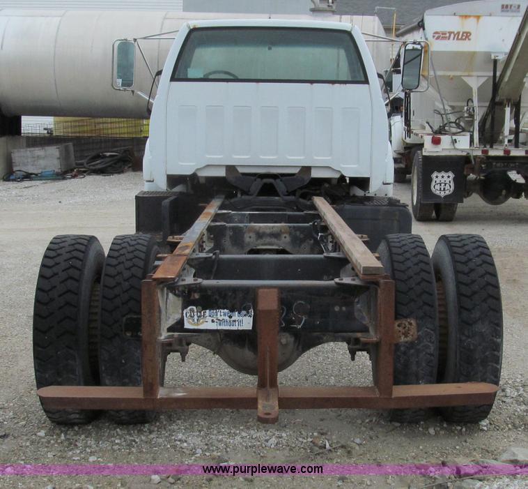 image for item E3884 1996 Chevrolet Kodiak cab and chassis