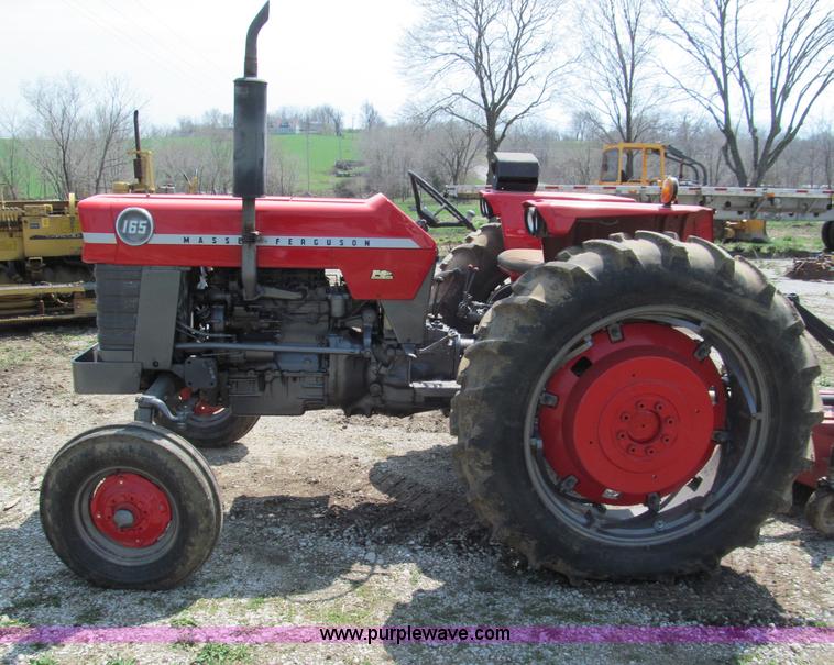 image for item E5983 Massey-Ferguson 165 tractor