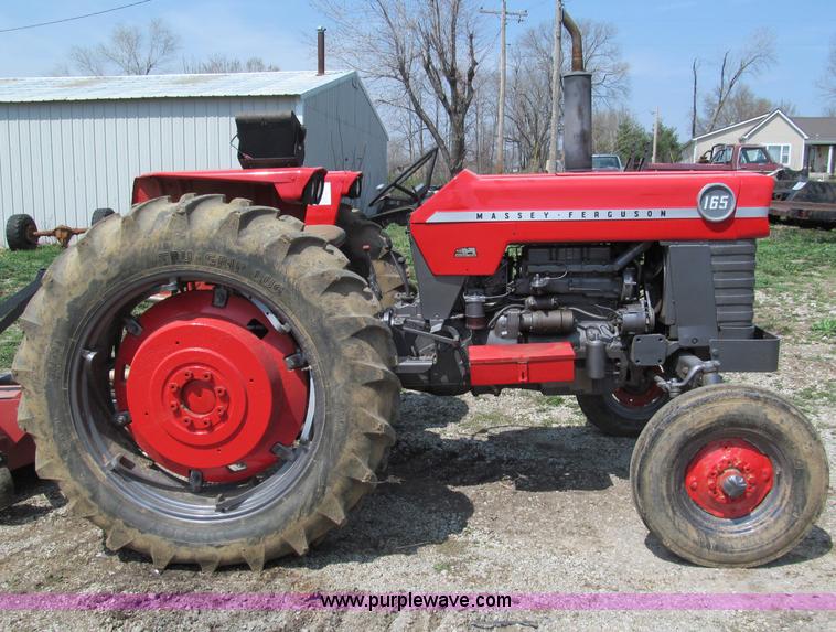 image for item E5983 Massey-Ferguson 165 tractor