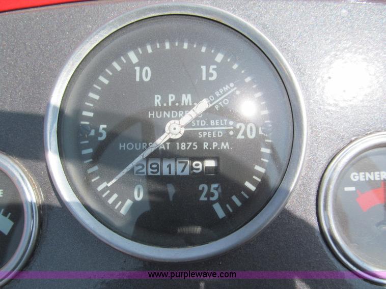 image for item E5983 Massey-Ferguson 165 tractor