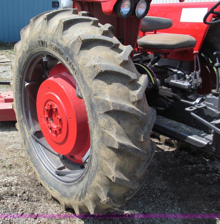 image for item E5983 Massey-Ferguson 165 tractor