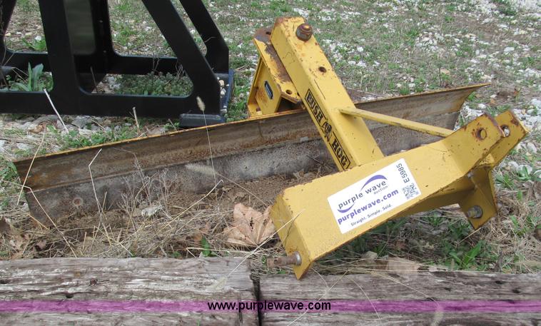 image for item E5985 Bush Hog 72" blade