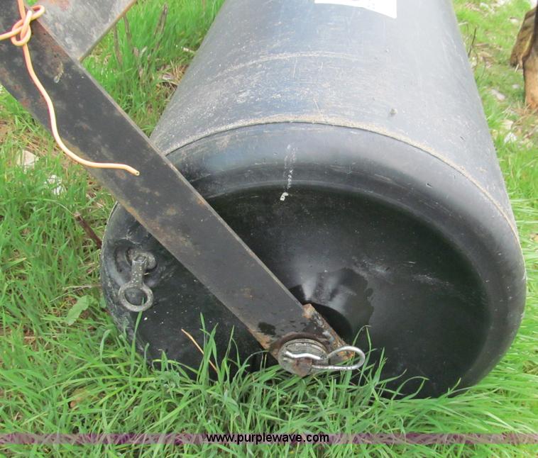 image for item E5986 48"W yard roller