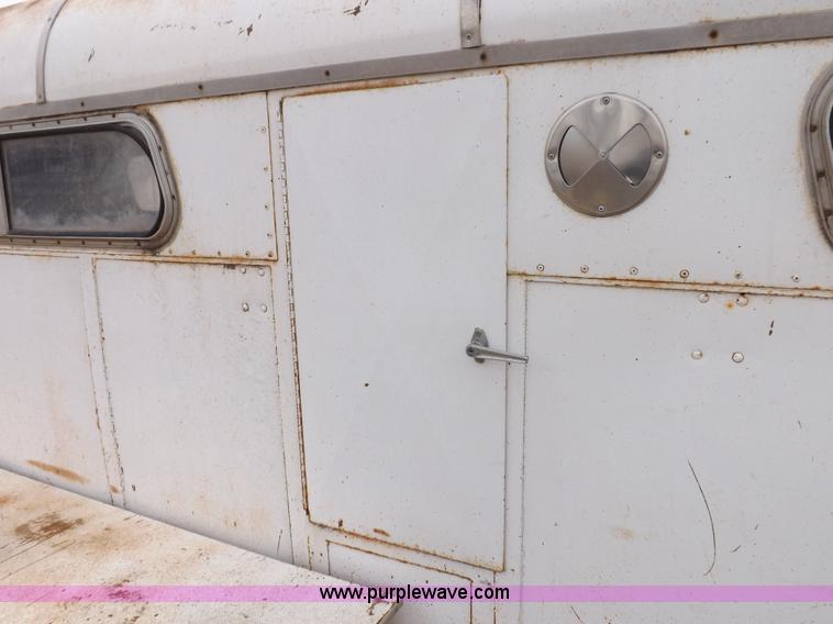 image for item F6422 1974 Phil Lyne inline two horse trailer