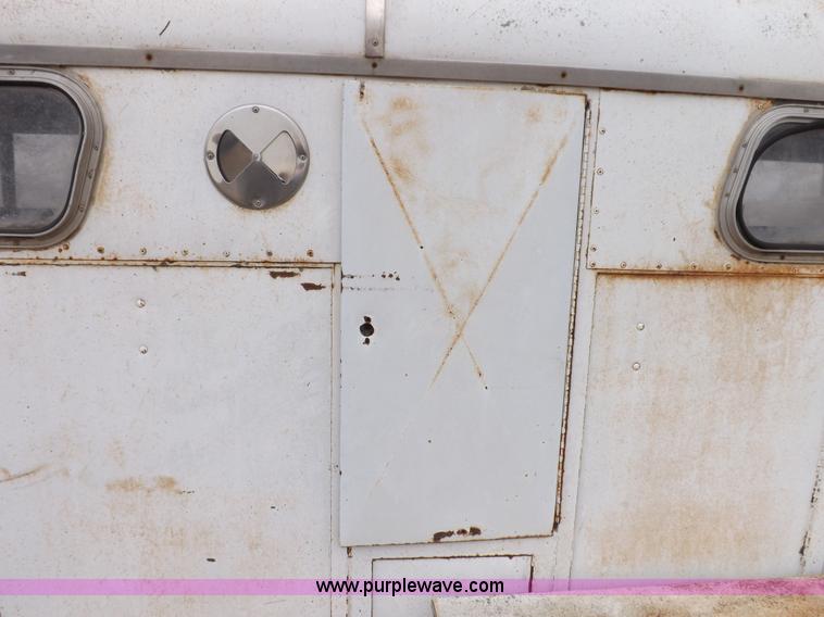 image for item F6422 1974 Phil Lyne inline two horse trailer