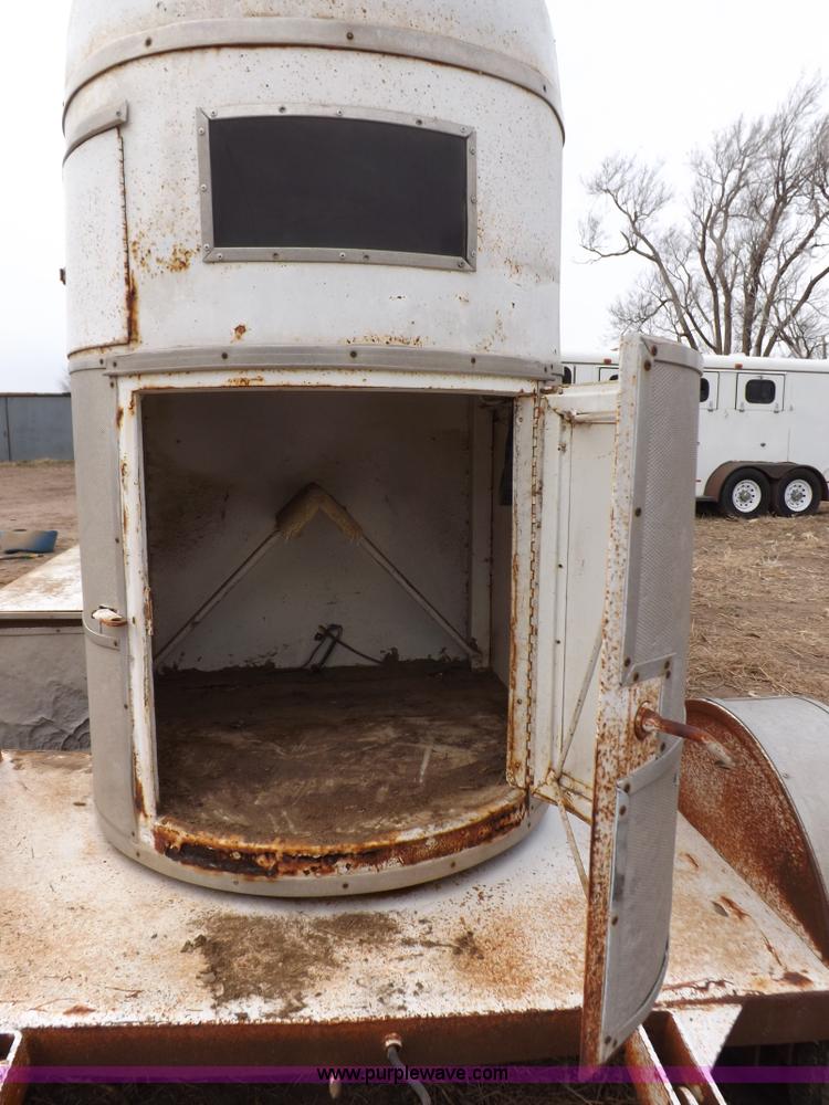 image for item F6422 1974 Phil Lyne inline two horse trailer