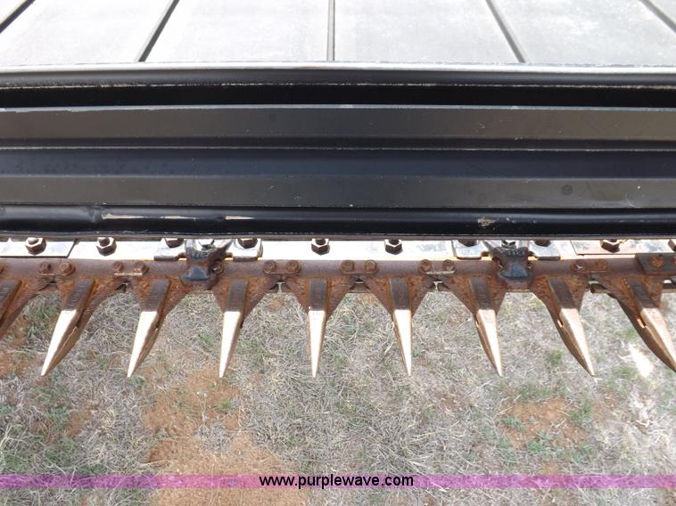 image for item F6494 MacDon 960 36' rigid header