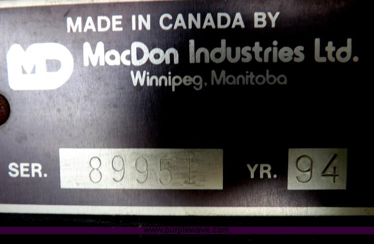 image for item F6494 MacDon 960 36' rigid header