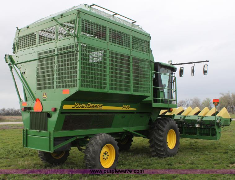 image for item F8680 2006 John Deere 7460 Mudhog cotton stripper