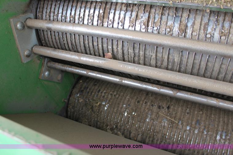 image for item F8680 2006 John Deere 7460 Mudhog cotton stripper