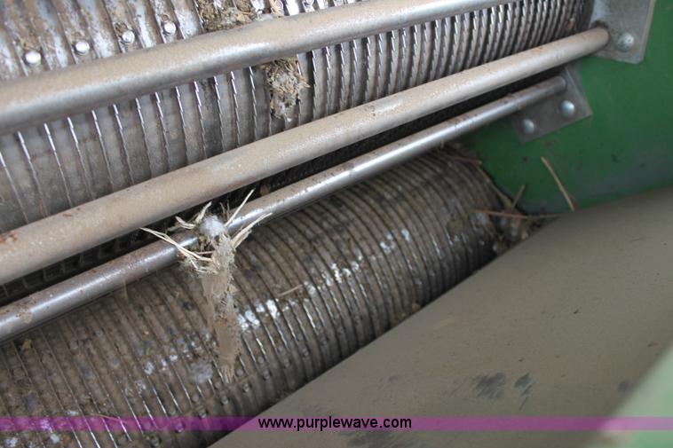 image for item F8680 2006 John Deere 7460 Mudhog cotton stripper