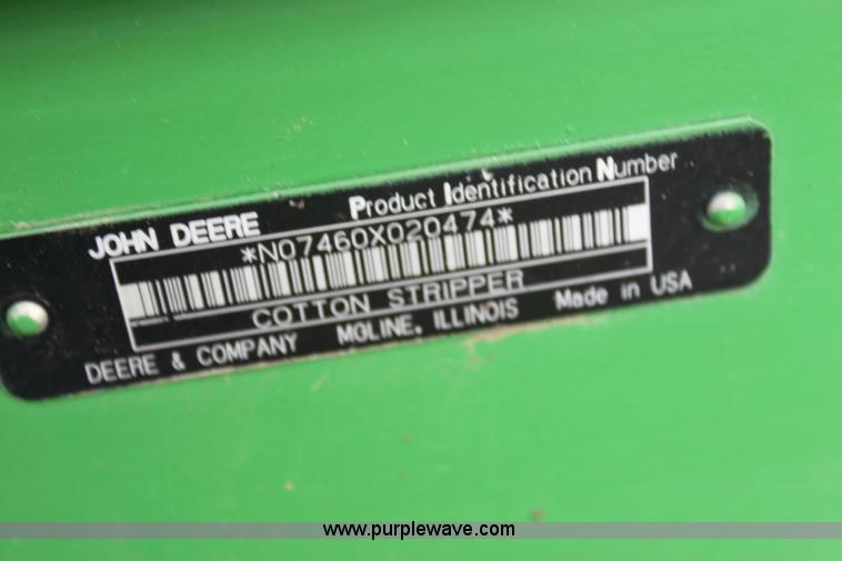 image for item F8680 2006 John Deere 7460 Mudhog cotton stripper