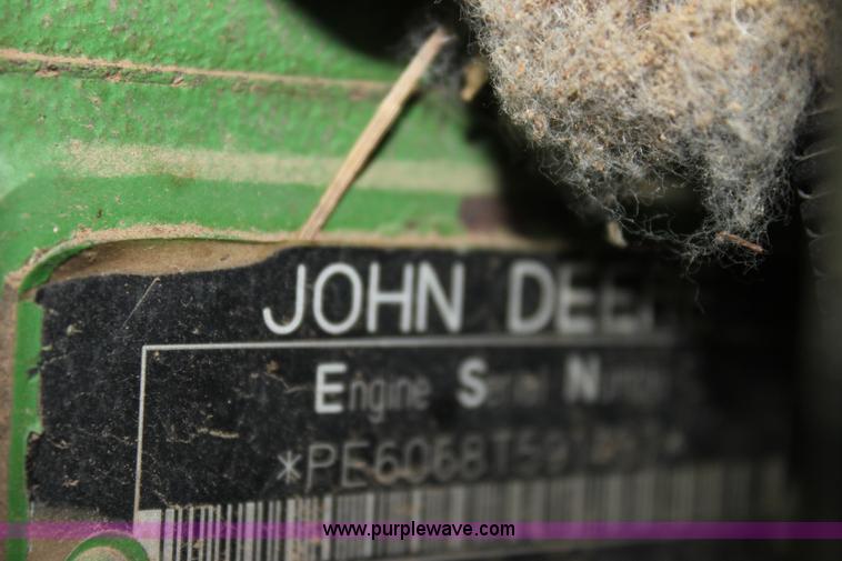 image for item F8680 2006 John Deere 7460 Mudhog cotton stripper