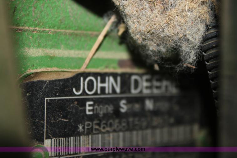 image for item F8680 2006 John Deere 7460 Mudhog cotton stripper