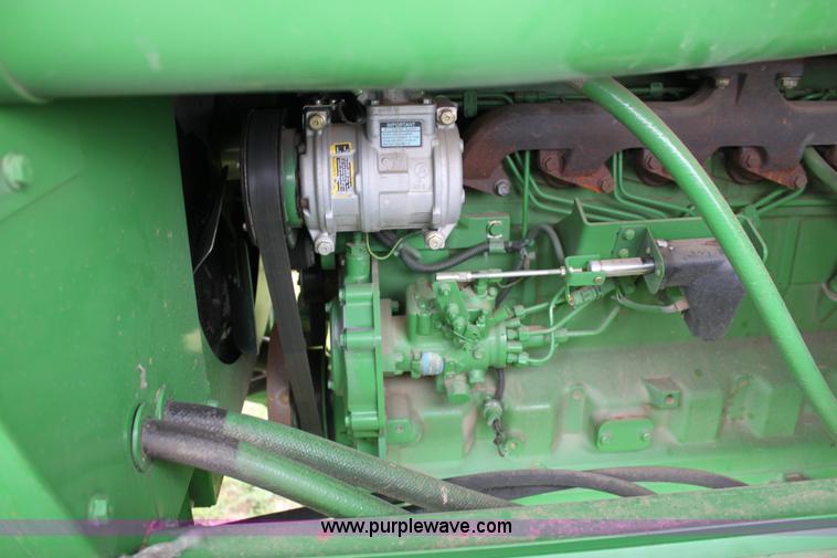 image for item F8680 2006 John Deere 7460 Mudhog cotton stripper