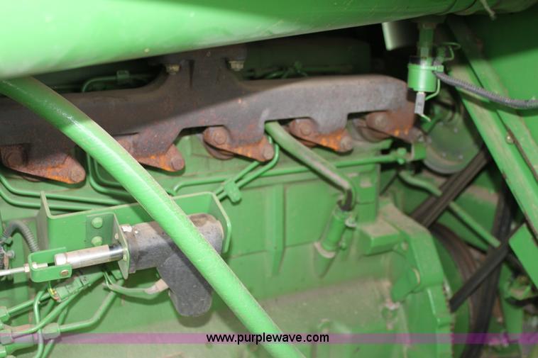 image for item F8680 2006 John Deere 7460 Mudhog cotton stripper