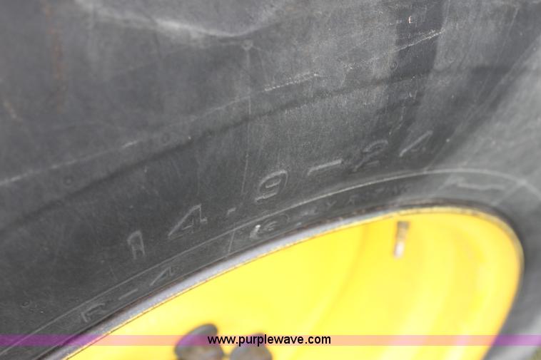 image for item F8680 2006 John Deere 7460 Mudhog cotton stripper