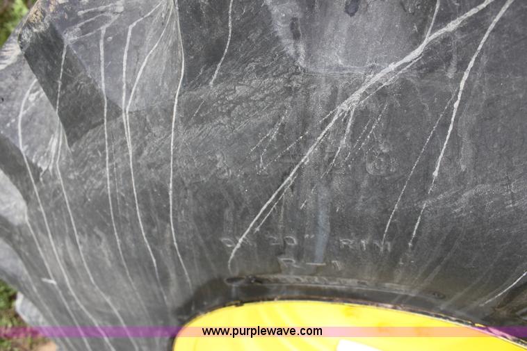 image for item F8680 2006 John Deere 7460 Mudhog cotton stripper