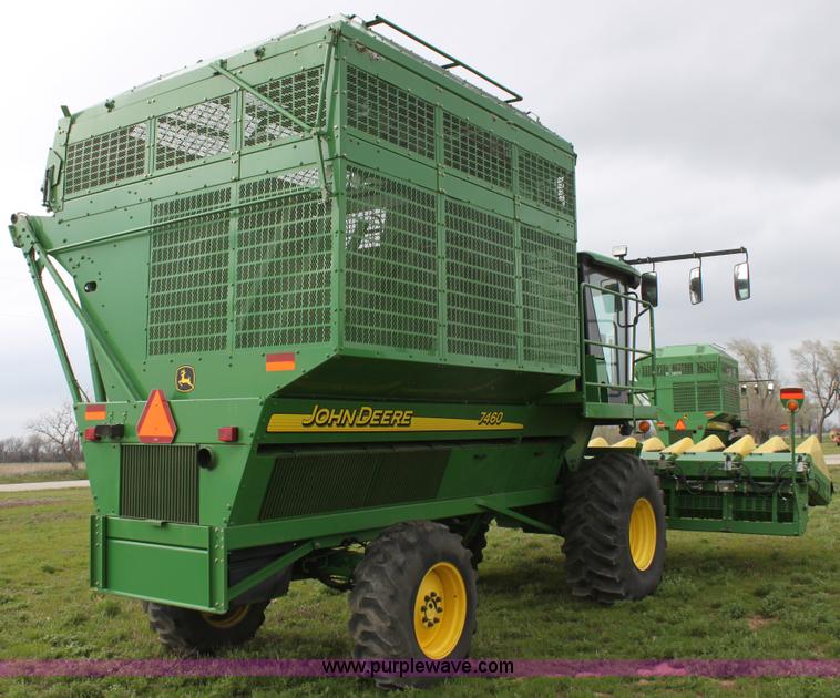 image for item F8681 2006 John Deere 7460 Mudhog cotton stripper