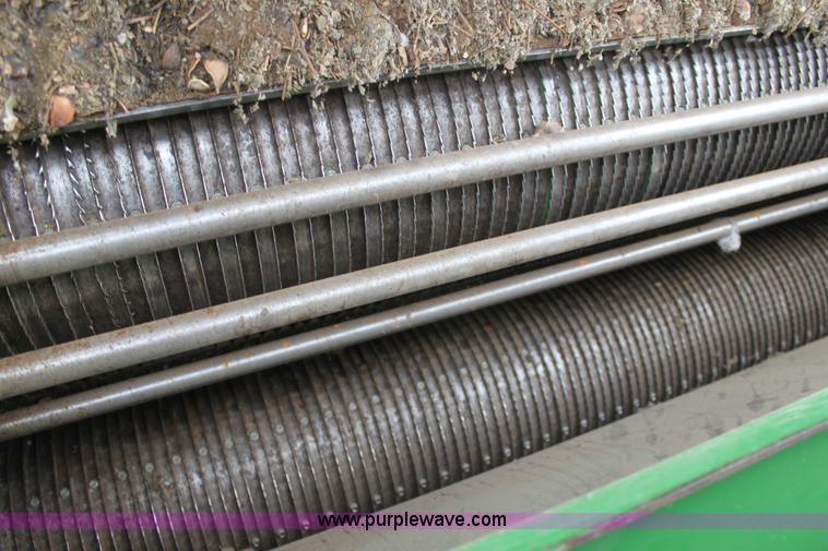 image for item F8681 2006 John Deere 7460 Mudhog cotton stripper