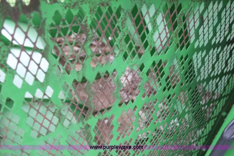 image for item F8681 2006 John Deere 7460 Mudhog cotton stripper