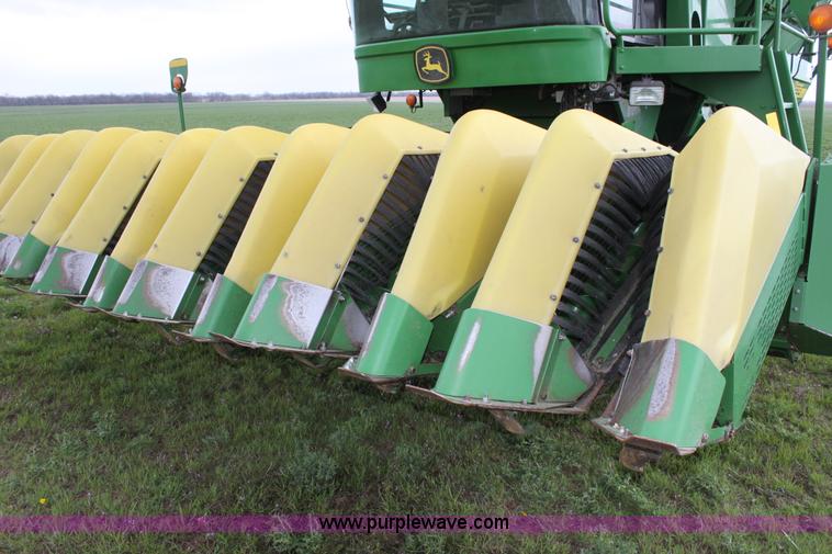 image for item F8681 2006 John Deere 7460 Mudhog cotton stripper