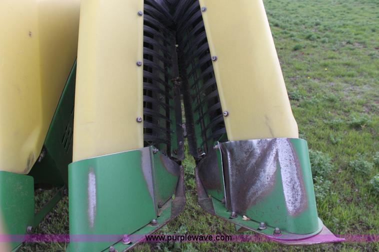 image for item F8681 2006 John Deere 7460 Mudhog cotton stripper