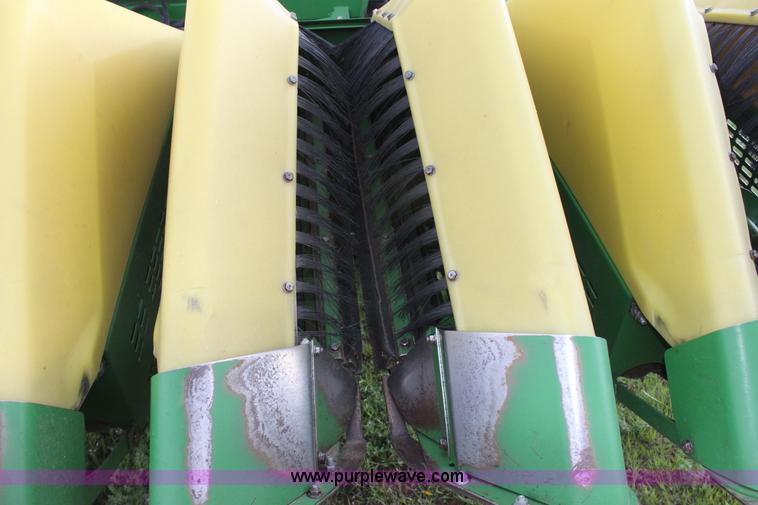 image for item F8681 2006 John Deere 7460 Mudhog cotton stripper