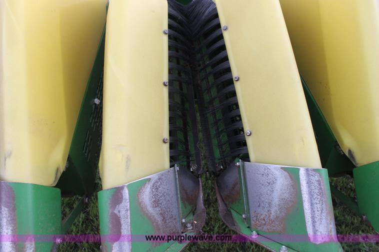 image for item F8681 2006 John Deere 7460 Mudhog cotton stripper