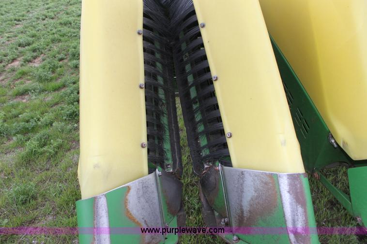 image for item F8681 2006 John Deere 7460 Mudhog cotton stripper