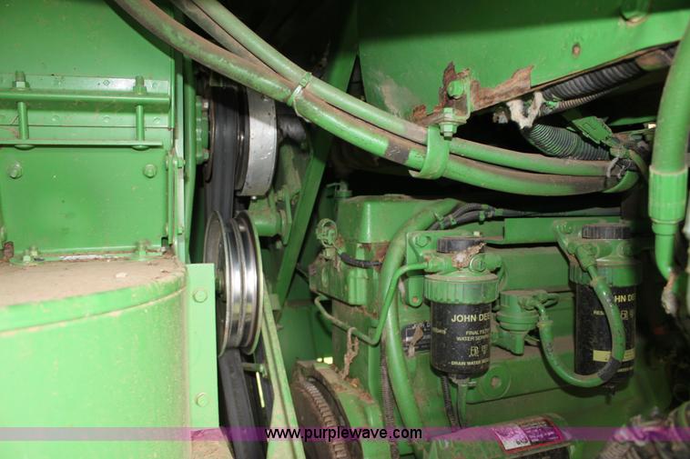 image for item F8681 2006 John Deere 7460 Mudhog cotton stripper