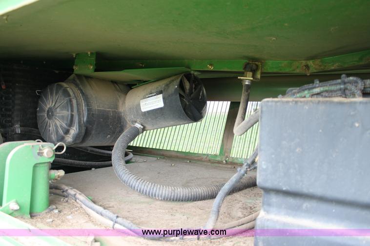 image for item F8681 2006 John Deere 7460 Mudhog cotton stripper