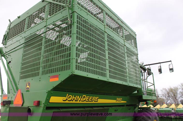 image for item F8681 2006 John Deere 7460 Mudhog cotton stripper