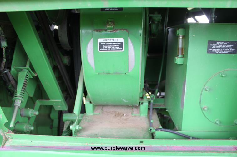 image for item F8681 2006 John Deere 7460 Mudhog cotton stripper