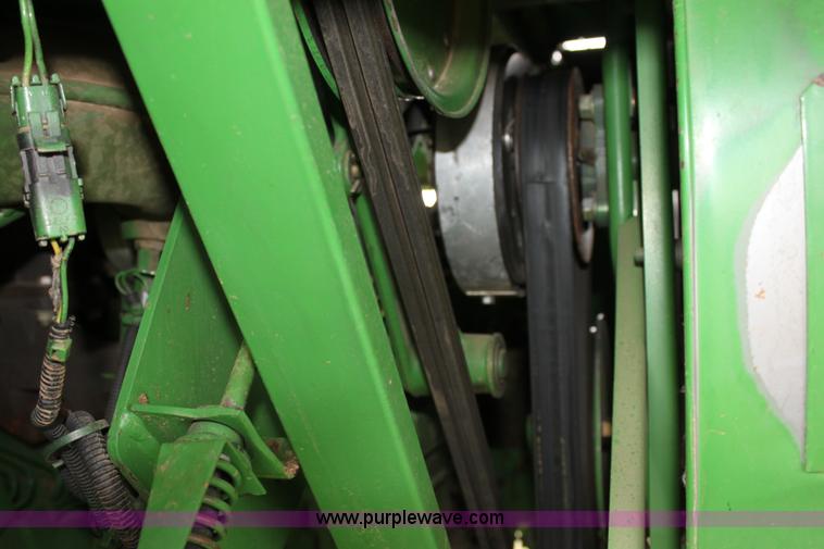 image for item F8681 2006 John Deere 7460 Mudhog cotton stripper