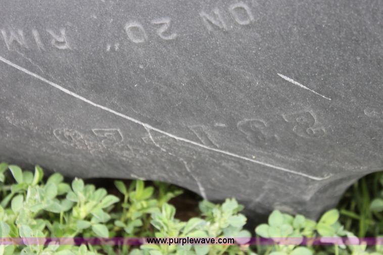 image for item F8681 2006 John Deere 7460 Mudhog cotton stripper