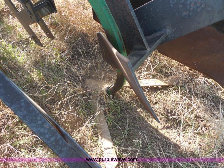 image for item F8774 Sukup 28' row crop cultivator