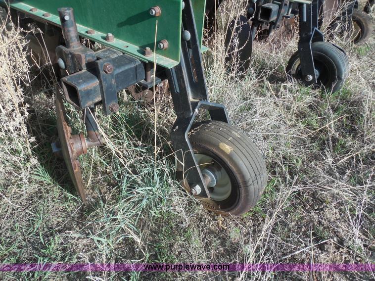 image for item F8774 Sukup 28' row crop cultivator