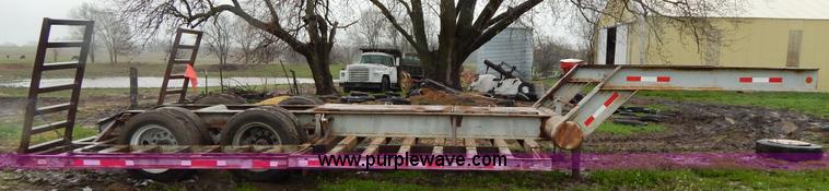 image for item G3114 1995 combine trailer