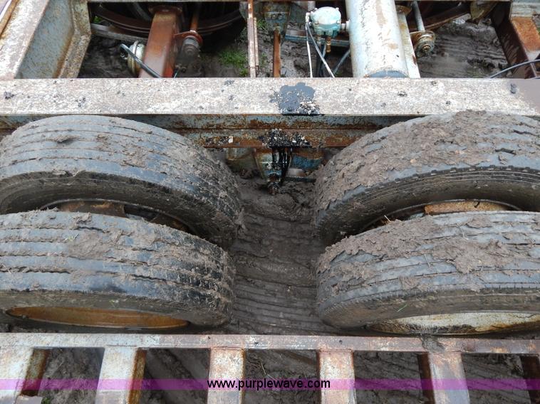 image for item G3114 1995 combine trailer